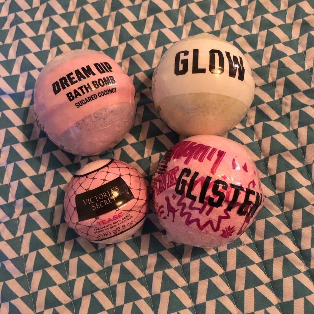 Victoria’s Secret PINK Bath Bomb Bundle